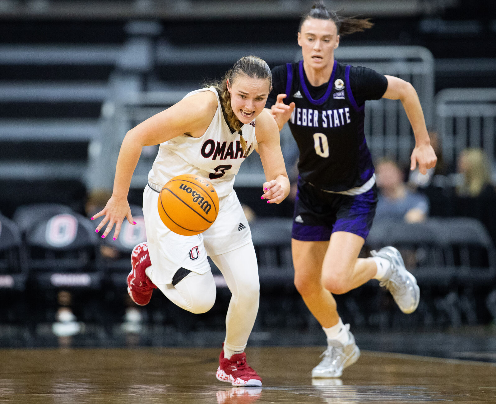 111722-owh-spo-unobasketball-em17.jpg